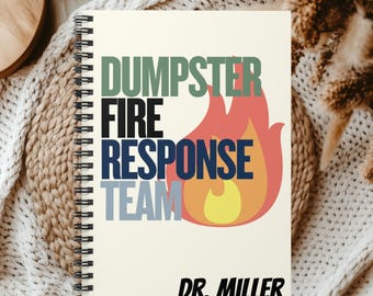 Cuaderno divertido del equipo de respuesta ante incendios de contenedores: diario espiral personalizado con líneas rayadas, cuaderno divertido para incendios de contenedores, regalo de oficina para un compañero de trabajo.