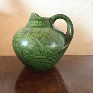 green Wilhelm Kagel Vase / German Modernist Ceramics