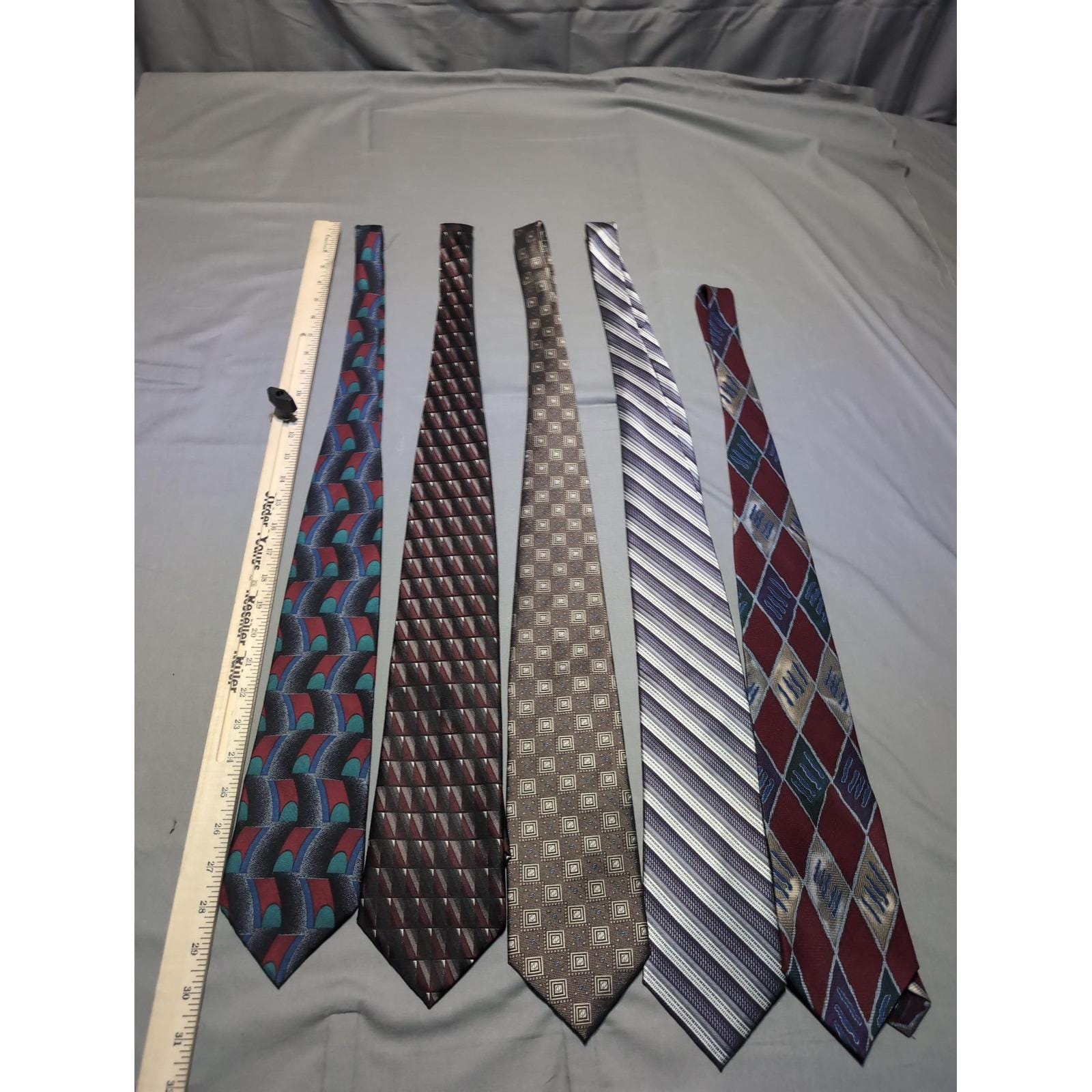 Joseph and Feiss Men's 100% Silk Necktie Blue Solid Business