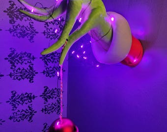 3D Printed Grinch Christmas Hand | Key & Ornament Holder | Fun Holiday Home Accent Wall Decor