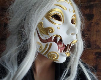 Ornate Demon Geisha Mask with Articulated Jaw – Moving Mouth Oni Mask, Japanese Yokai Cosplay Mask, Horror Mask, Halloween Costume