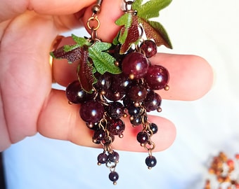 Granaat oorbellen, natuurlijke granaat oorbellen, druiven oorbellen, druiven oorbellen, druiven granaat koperen oorbellen, natuurlijke granaat oorbellen, luxueus