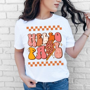 T-shirt graphique tendance Hello Fall Trendy - T-shirt à manches courtes en jersey