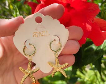 Gold Starfish Earrings – Ocean-Inspired Hoop Earrings – Beach Jewelry – Nautical Earrings – Coastal Summer Gift – Sea Earrings