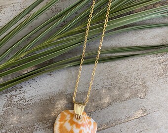 ONE of a kind Natural Real Seashell Pendant Necklace - Beach-Inspired Jewelry - Gold Chain Shell Necklace - Gift for Her - Seashell Jewelry