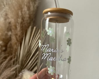 Personalised Floral Glass Tumbler: Sage Green Iced Matcha Coffee Cup with Bamboo Lid