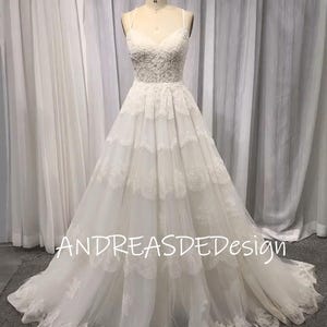 Robe de mariée en tulle ivoire à fines bretelles, robe de bal ornée d'appliqués de dentelle, robe de mariée cathédrale