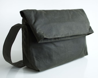 Olive Waxed Canvas Fold Top Messenger Bag, Unisex Shoulder Bag