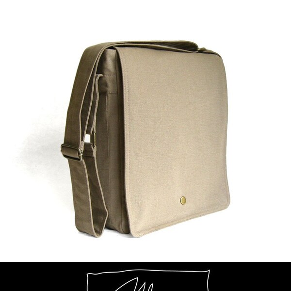 Minus messenger bag in sand beige