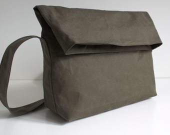 New olive dry waxed canvas shoulder bag: Unisex fold top crossbody messenger