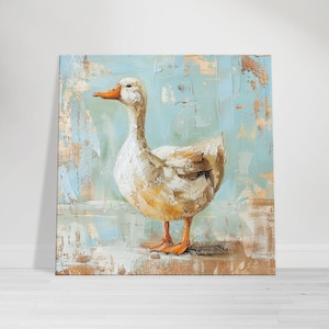 Puede incluir: Un pato blanco con pico y patas naranjas se encuentra de pie sobre un fondo texturizado azul claro y marrón. El pato está mirando hacia la izquierda de la imagen.