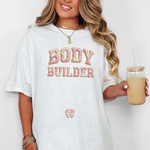 Body Builder Pregnancy Sweatshirt, Faux Quilted Patchwork Mama Shirt, Cottagecore Floral Mom Tee, Maternity Reveal Shirt