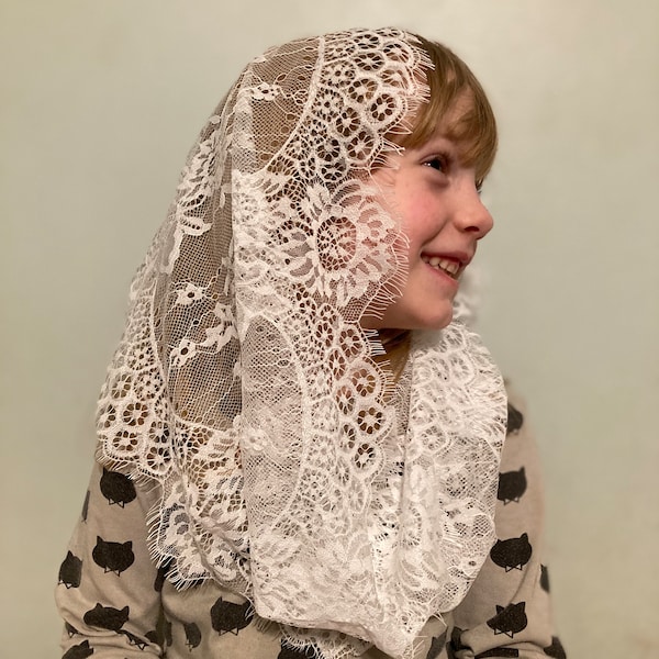 Chapel Veil/Mantilla for little girls and toddlers, Catholic Mass. Lace infinity-style veil with sewn-in hair clip.