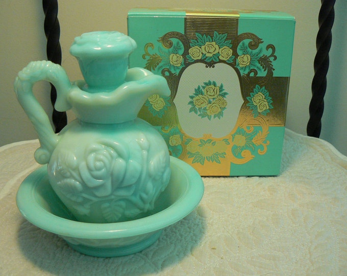 Vintage Avon Victoriana Pitcher and Bowl Moonwind Foaming Bath Oil