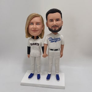 Custom Baseball Fans Couple Bobblehead: Personalized Sports Gift