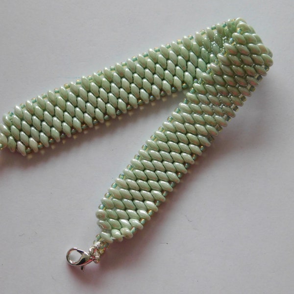 Armband mint grün czech beads