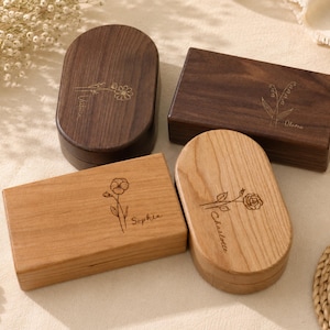 Personalized Wooden Jewelry Box with Birth Flower, Custom Travel Jewelry Case for Her, Engraved Bridesmaid Proposal Gift, Birthday Gift Mom