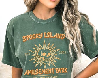 Comfort Color Spooky Island shirt, Amusement Park Shirt,Spooky Disco Shirt,Ghost Town Shirt,Baggy Shirt,Skull Emblem,90s Nostalgia Halloween