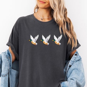 Comfort Color Duck Shirt, Mallard Shirt, Animal Lover Shirt, Retro Duck Shirt,Duck Hunter Gift for Dads, Duck Hunting Apparel, Hunting Shirt