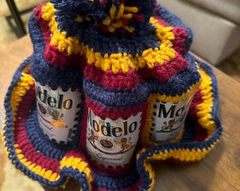 Handgemachte Häkeln Modelo Besondere Bucket Party Hut. Erwachsenengröße Gold / Kastanienbraun / Blau