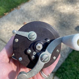 Vintage Penn No.78 Baitcaster Fishing Reel Bakelite (marbled?)