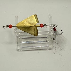 小さな手作りインラインアローヘッドスピニングルアー