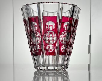 ヴァルサンランベール 花瓶 ヴァルサンランベール 花瓶 フラワーベース カットガラス 赤 ベルギー