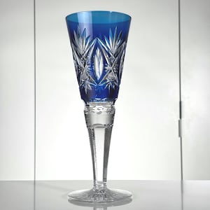 Val St. Lambert: kryształowy kubek ślubny – platerowany i szlifowany niebieski kryształ – duży rozmiar – ok. 1905–1908