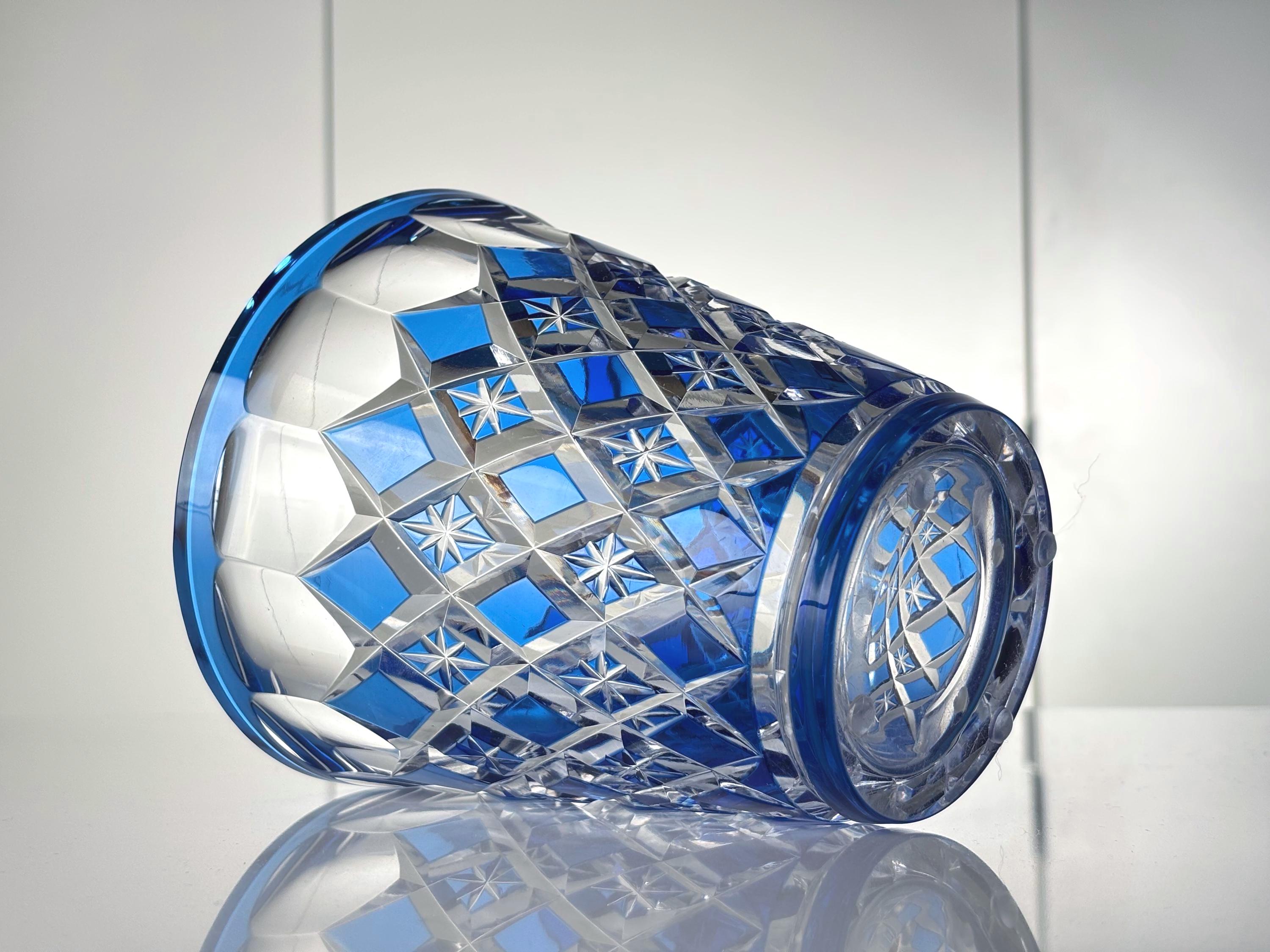 Val St. Lambert: Vase in Blue and White Doubled and Cut Crystal