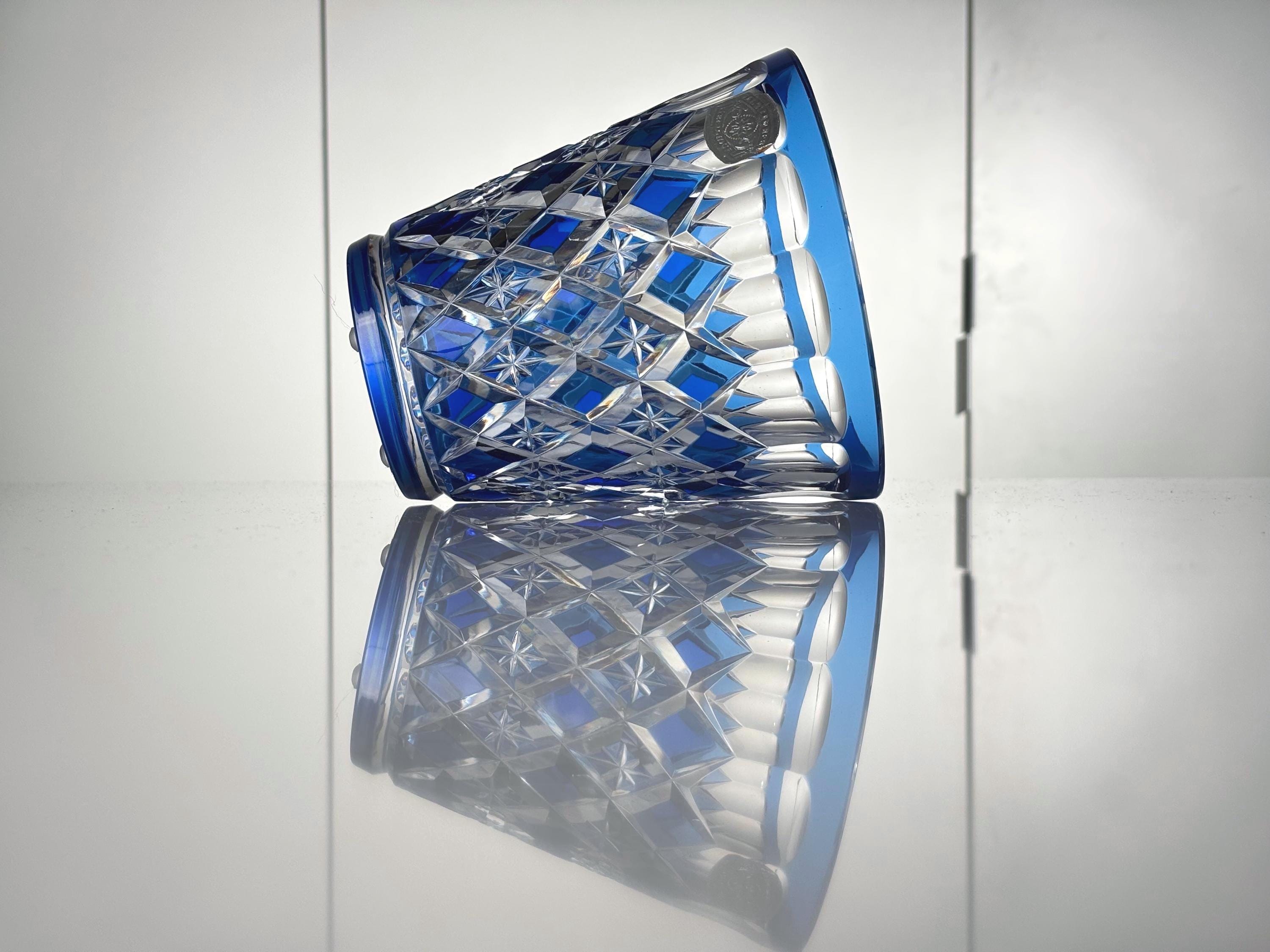 Val St. Lambert: Vase in Blue and White Doubled and Cut Crystal