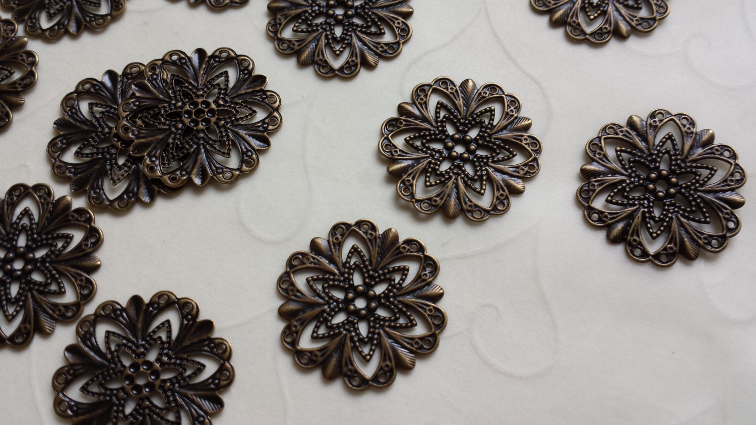 New Item -- 20 Pieces of Fancy Round With Cutout Star Stampings in ...