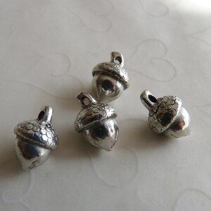 Fall Selected 4 pieces of Acorn Charms in Antique Silver Color 17x12mm image 1