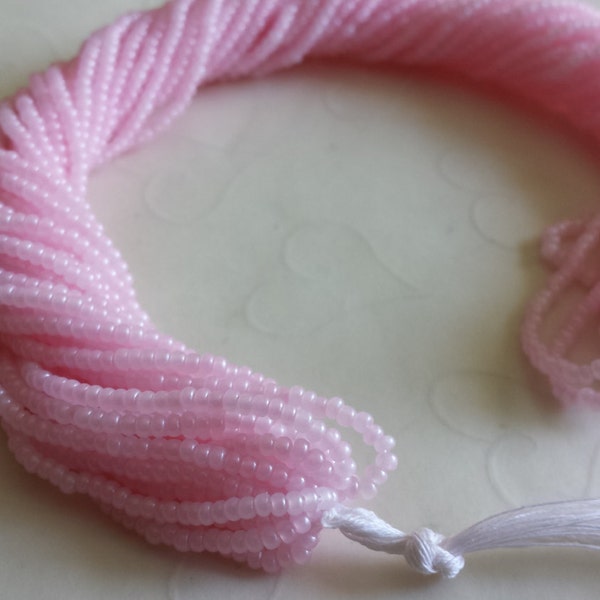 New Item -- One hank of Czech Terra Pearl Opal Soft Pink seed beads - 1311 size 11