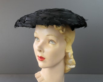 Vintage 1950s Black Saucer Hat Feathers & Velvet, Evening, 21 inch head
