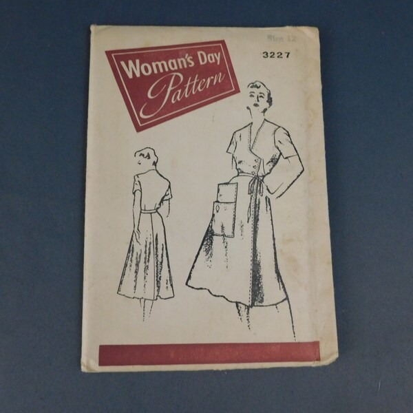 Vintage 1950s Wrap Dress Pattern, Woman's Day 3227, XS 30 inch bust, uncut