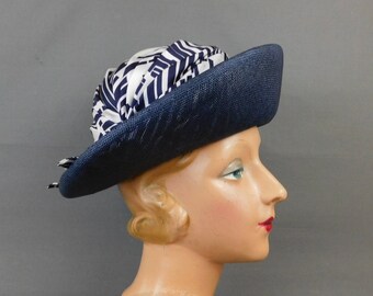 1960 Vintage Navy Blue Straw Raffia , Nautical Style, Boater  display picture 2