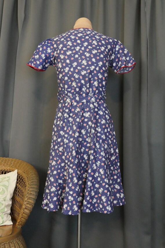Vintage Blue Floral Dress 1930s Daisies & Polka D… - image 11