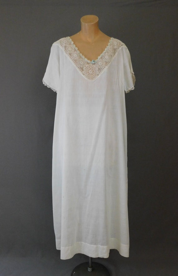 Vintage Edwardian Nightgown, 1900s White Cotton w… - image 2