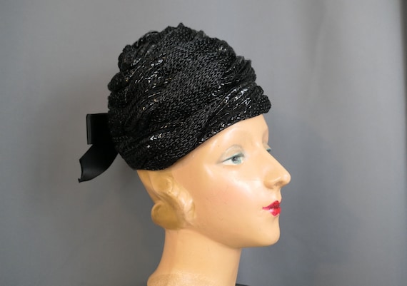 Vintage Black Shiny Hat Straw & Raffia with Satin… - image 1