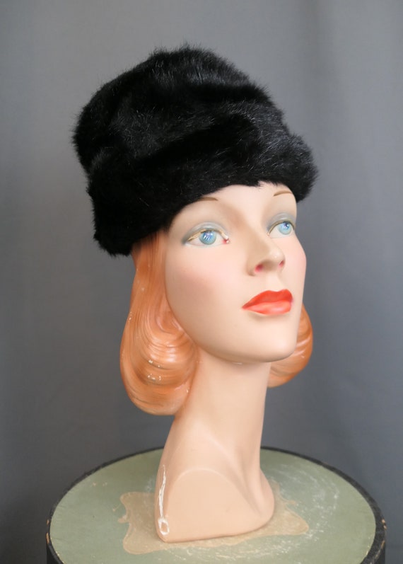 Vintage Black Fake Fur Hat Toque, 1960s 21 Inch Head, Winter  display picture 1