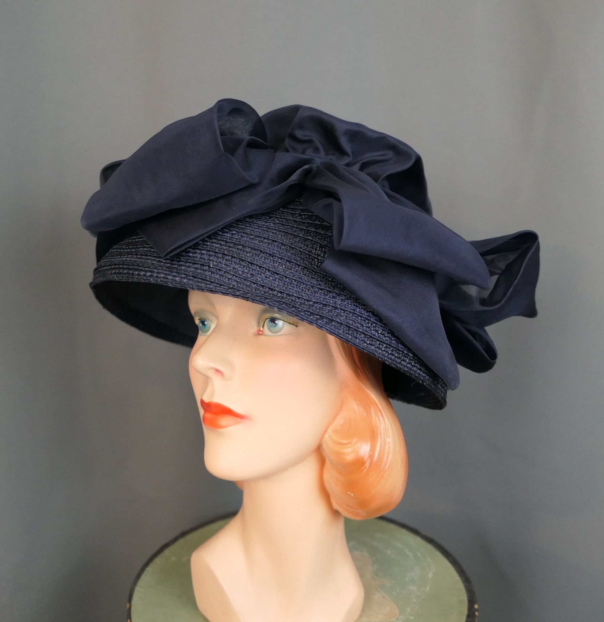 Vintage Navy Hat With Wide Brim and Dramatic Organza Loops  display picture 1