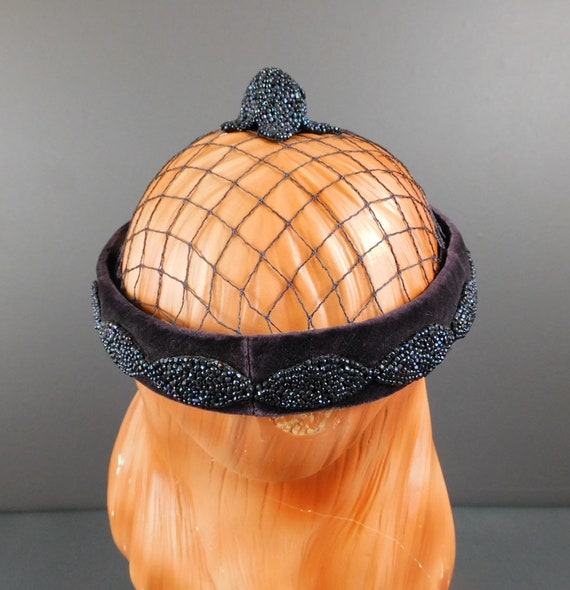 Vintage Blue Velvet Ring Hat with Netting and Bea… - image 6
