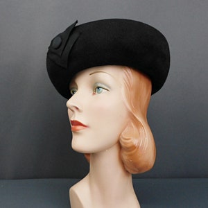 NEW Vintage Black Wool Felt Hat Flowers Floral Bow Ribbon