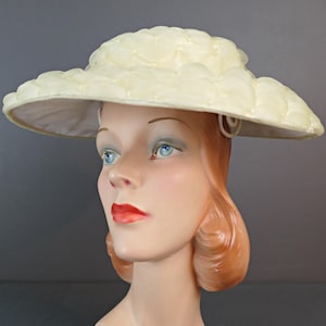 Vintage Hat Wide Brim 1960s Gathered Nylon Netting, 21 inch head, 14 inches wide