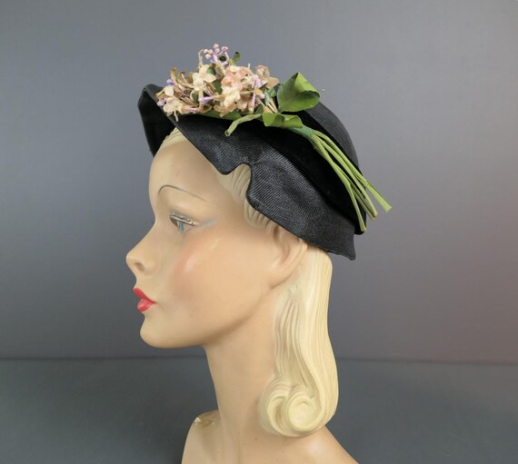 Vintage Black Hat With Small Flowers, Straw With Velvet Late  display picture 3