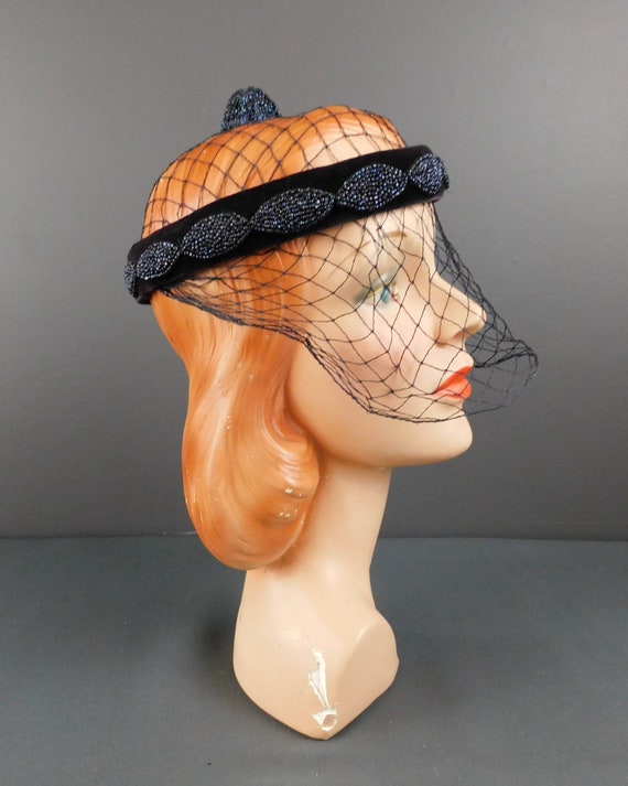 Vintage Blue Velvet Ring Hat with Netting and Bea… - image 2