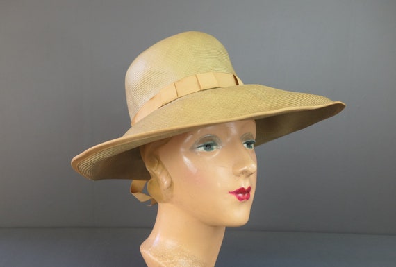 Vintage Beige Straw Hat With Wide Brim, 1960s, 21 Inch Head  display picture 1