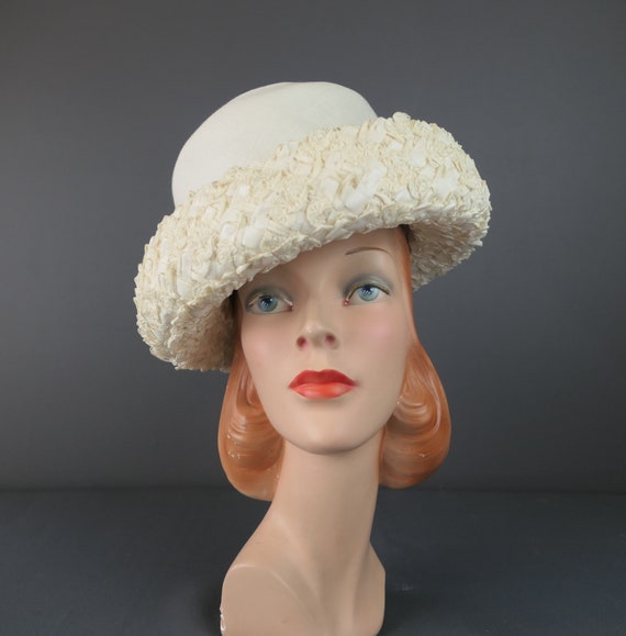 Vintage Ivory Straw & Fabric Hat with Curled Brim… - image 4