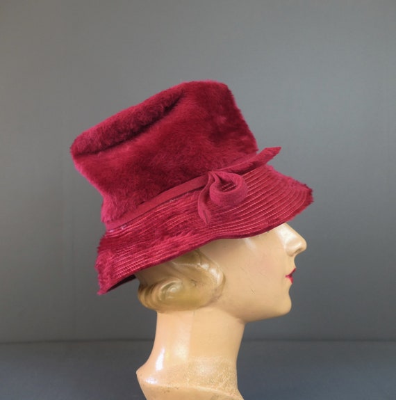 Vintage Dark Red Plush Hat 1960s fits 21 inch hea… - image 6