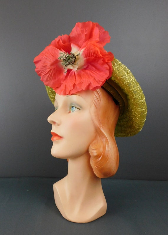 Vintage Sheer Green Raffia Hat with Large Back Fl… - image 9